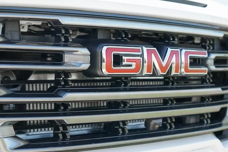 2021-Sierra-Front-Grill-jpg.webp